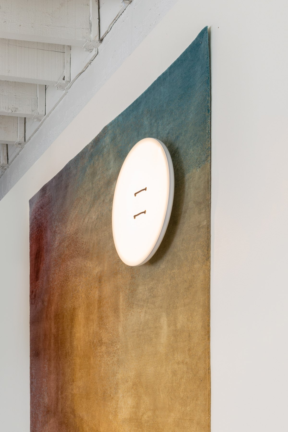 BUTTON CEILING/WALL