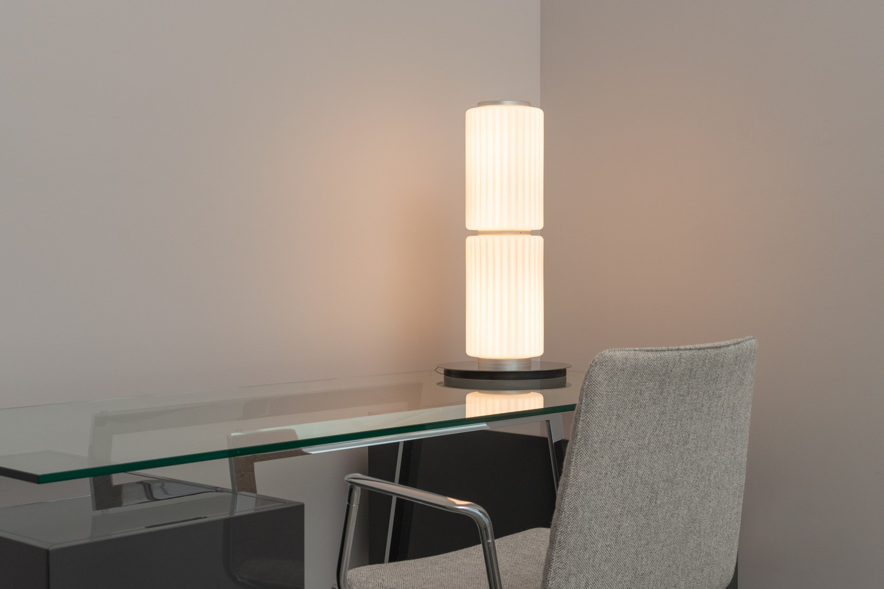 COLUMN TABLE