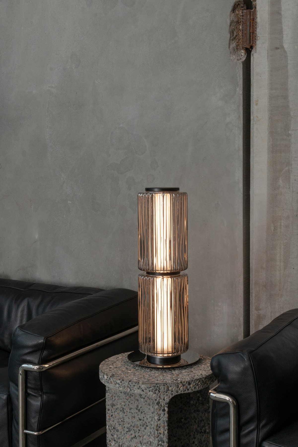 COLUMN TABLE