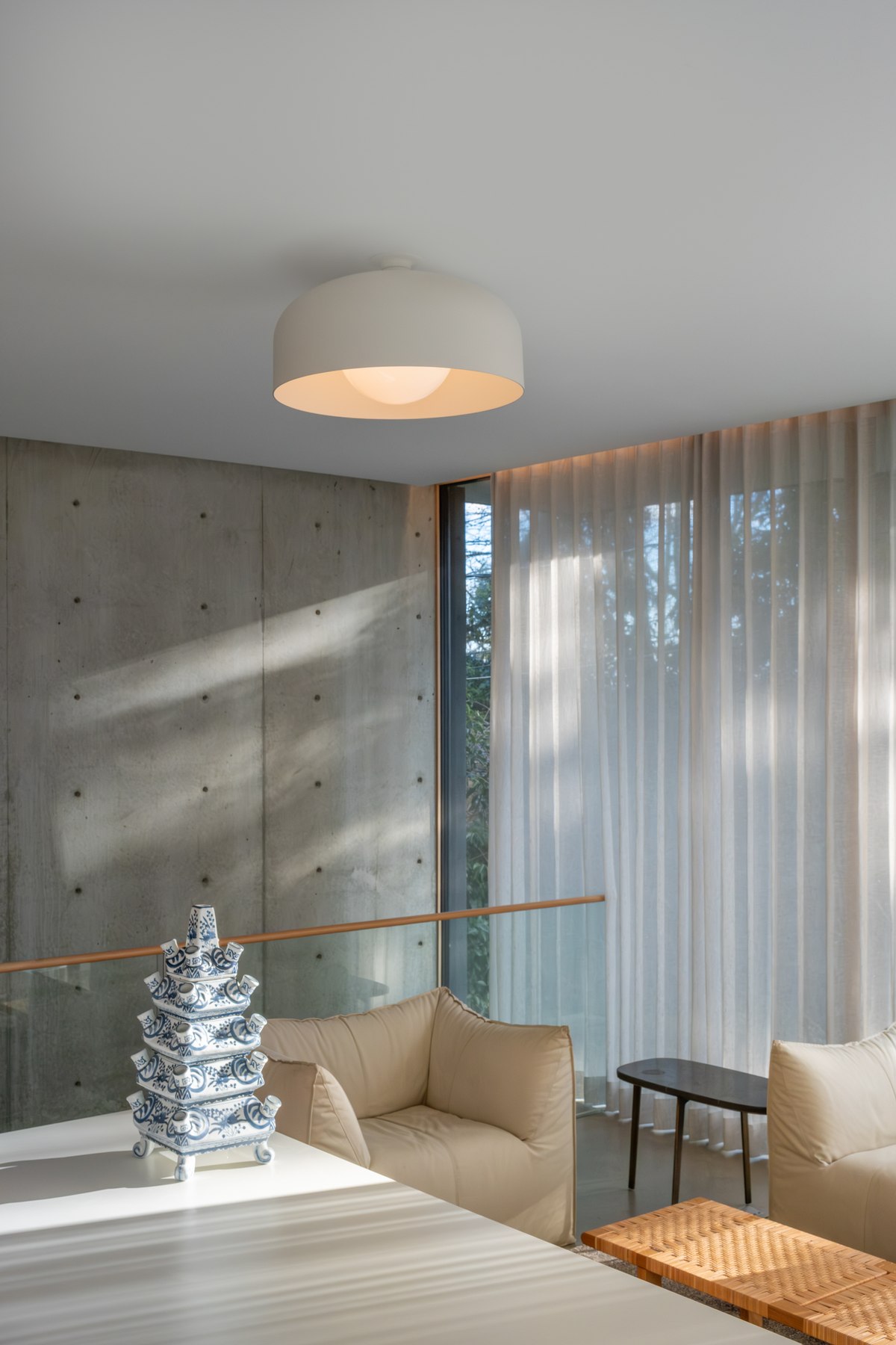 SPOTLIGHT VOLUMES CEILING/WALL