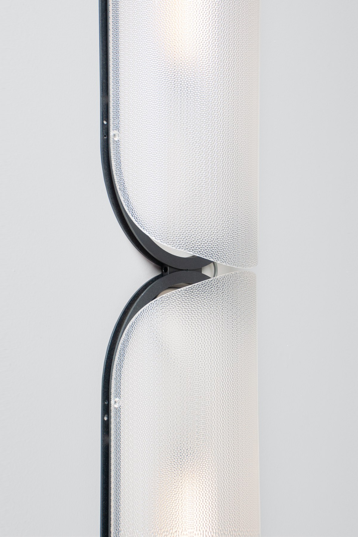 VALE CEILING/WALL