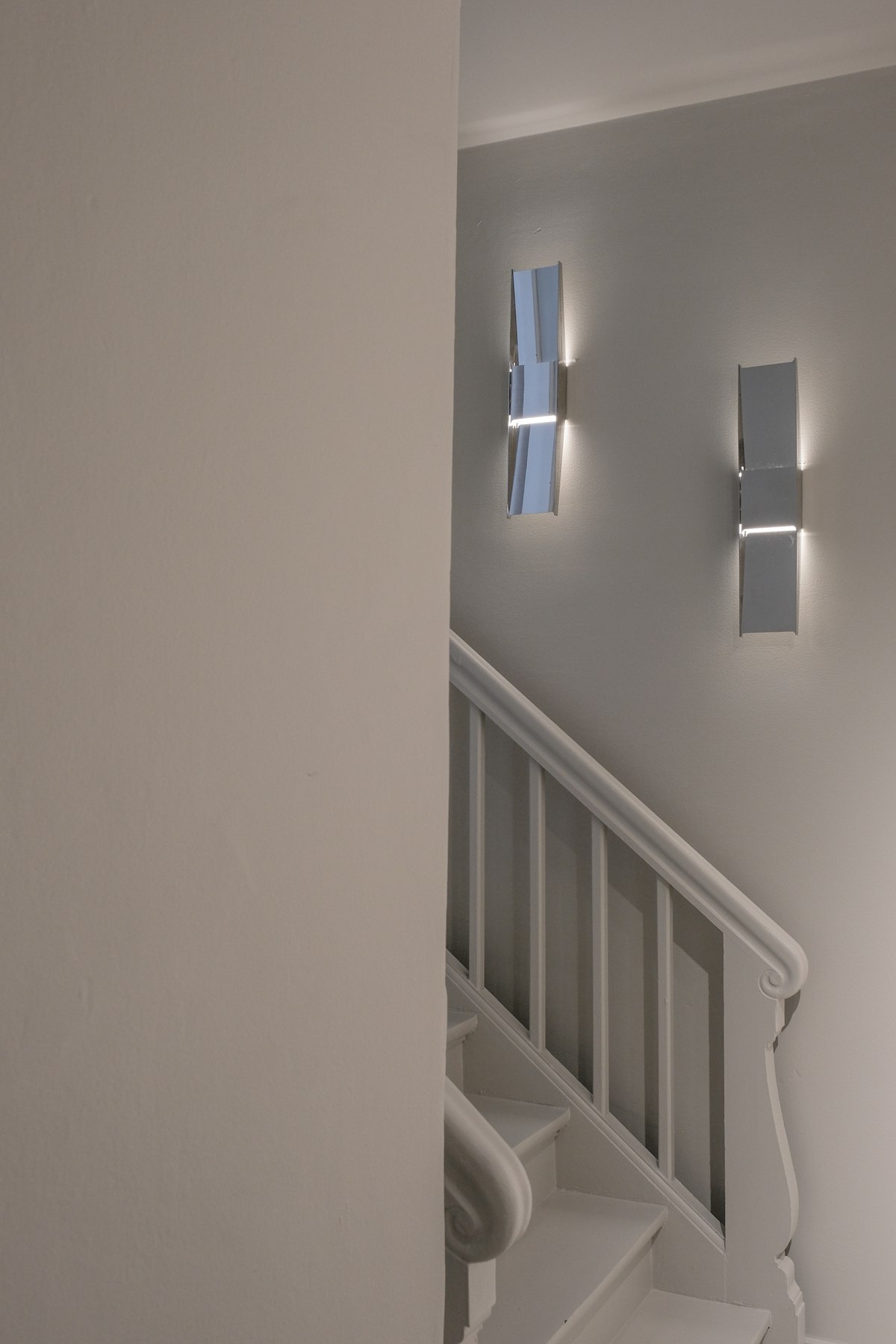 VECTOR CEILING/WALL