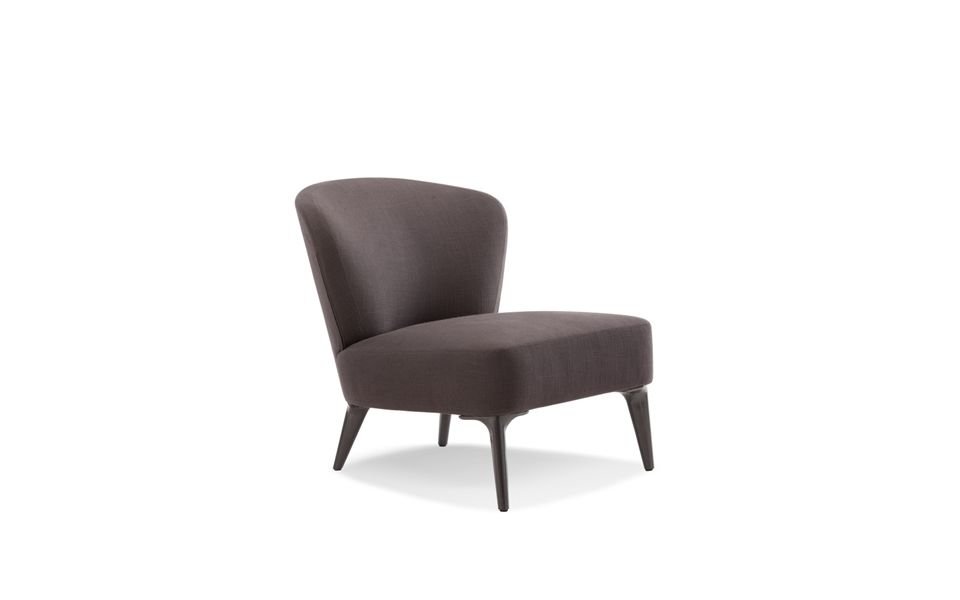 Aston Minotti — вид сбоку
