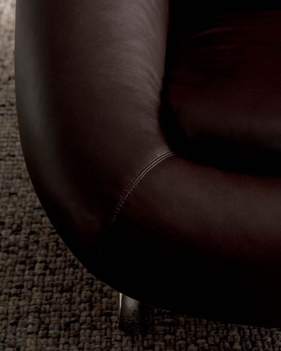 Barrel Minotti — в интерьере