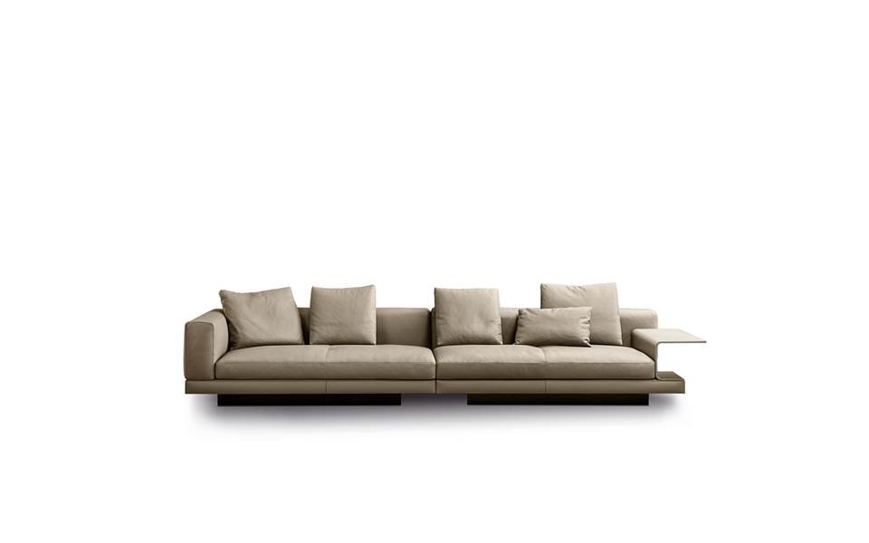 Connery Minotti — вид сбоку