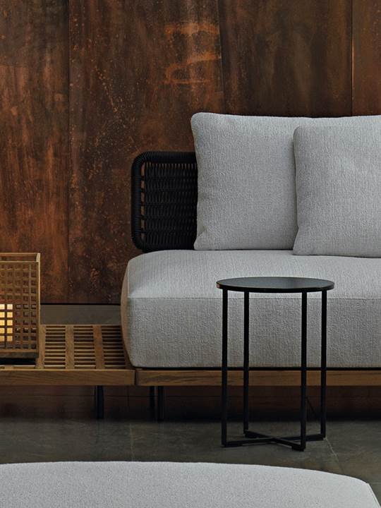 Duchamp "Outdoor" Minotti — в интерьере