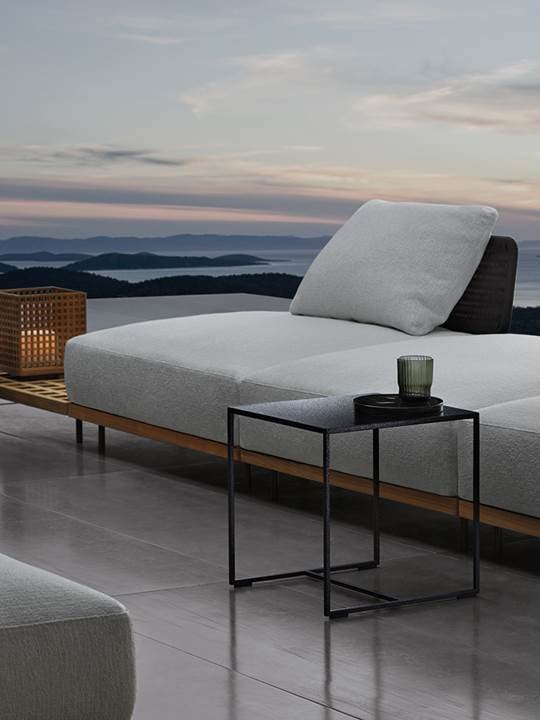 Duchamp "Outdoor" Minotti — в интерьере