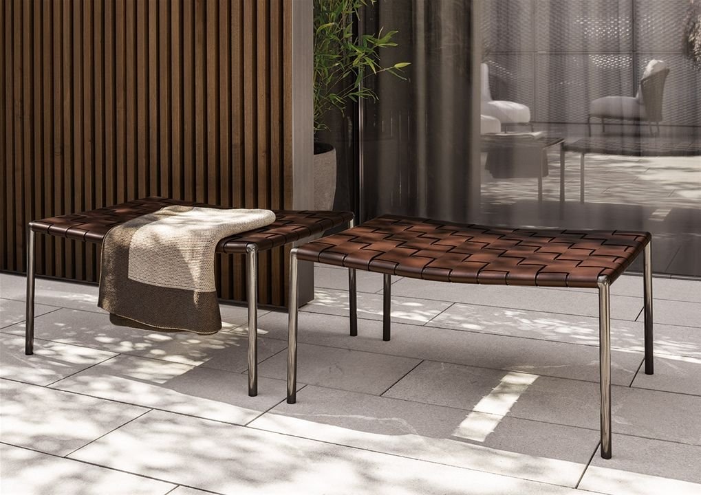 Klasen "Outdoor" Minotti — вид сбоку