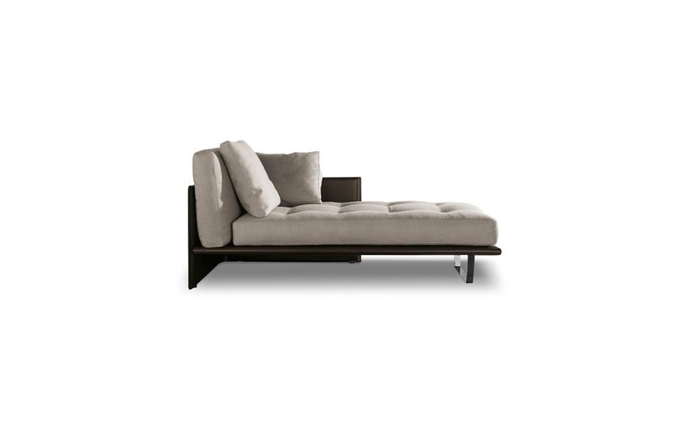 Luggage Minotti — вид сбоку
