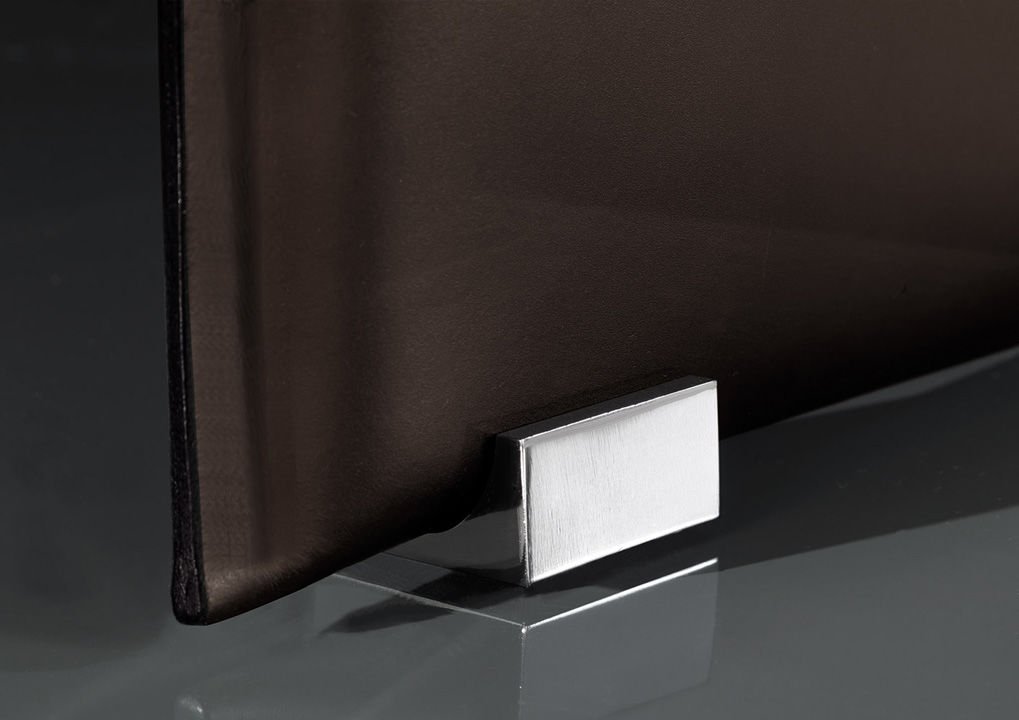 Luggage Minotti — деталь отделки