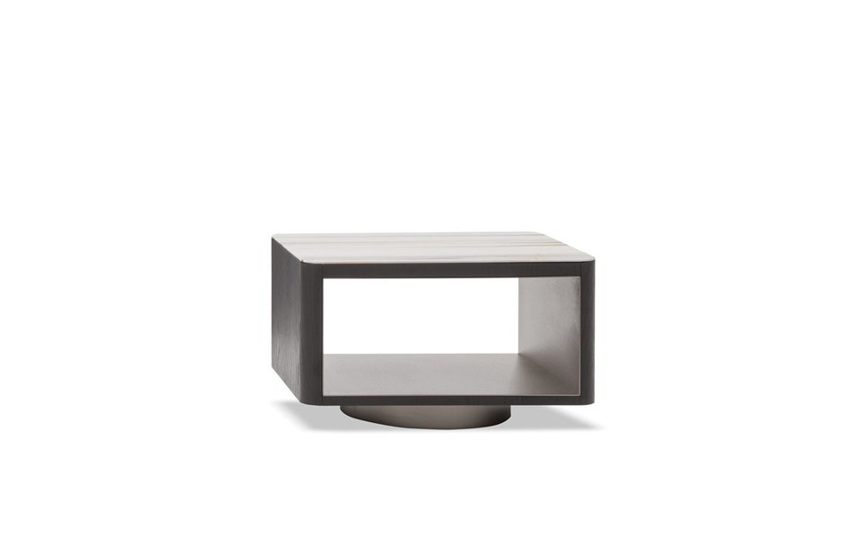 Milton "Nightstand" Minotti — деталь отделки