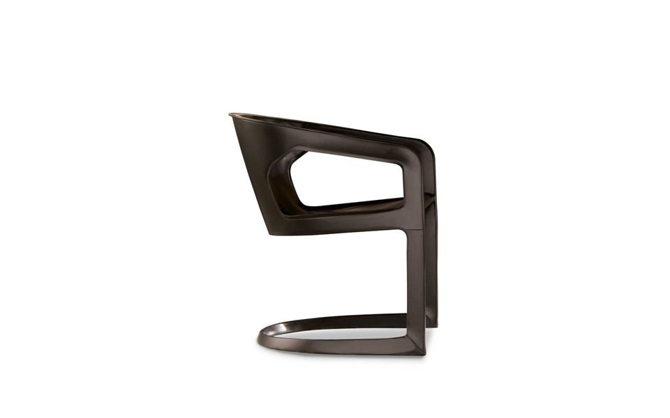 Twombly Minotti — вид сбоку